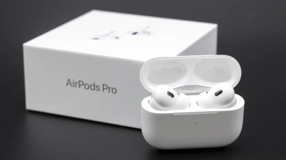 Apple AirPods Pro: Redefining Excellence
